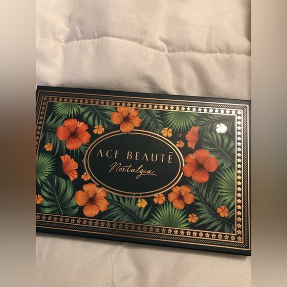 ☀️$10 special bundle price☀️ ace beaute eyeshadow palette - Picture 4 of 4